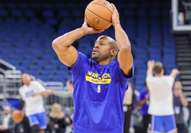 澳门百家乐官网-伊戈短期不会回归 迪文琴佐成残破勇士唯一援军